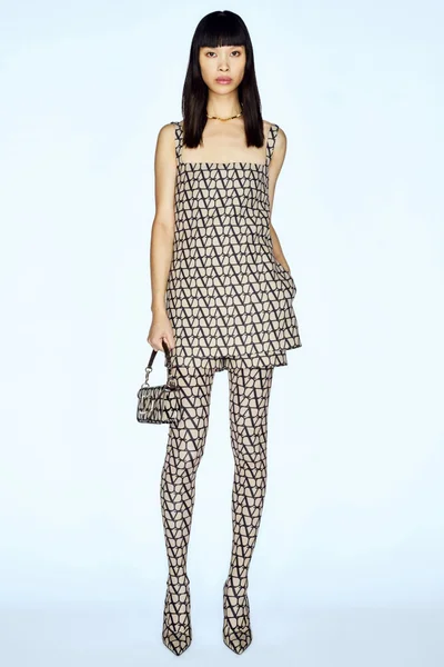 Look 48